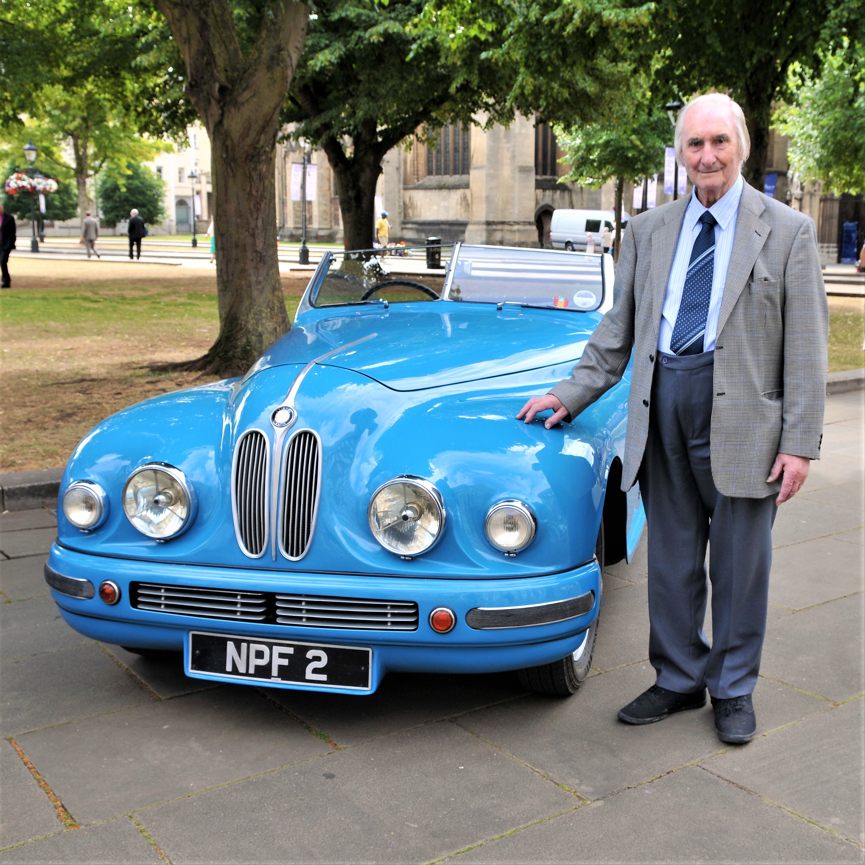 Syd Lovesy with Bristol Car in London